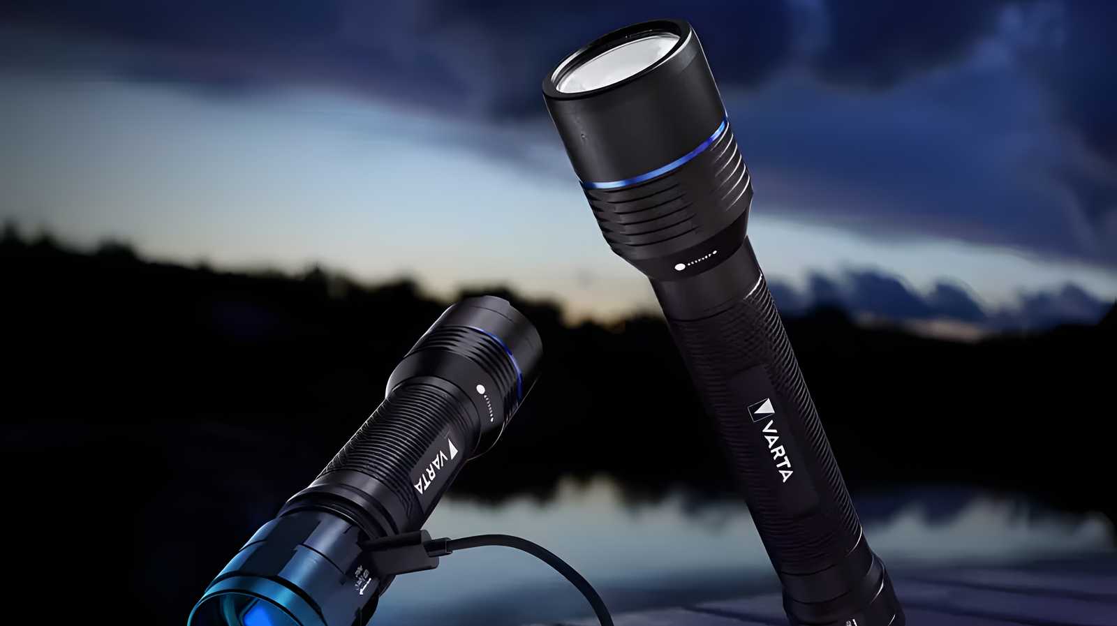 TIP#3237: VARTA Night Cutter Pro. Řada svítilen, kde jedna je zároveň i powerbanka. Plus jedna malá “kapesní” Aluminium Light F20 Pro